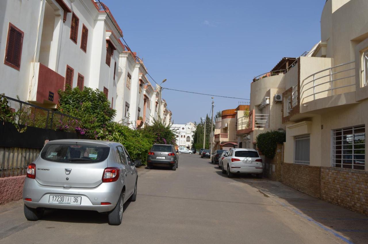 Appartement Ideal Riad Al Salam A 8 Minutes De La Plage Du Centre Ville,Wifi Et Parking Gratuits Agadir Exteriör bild