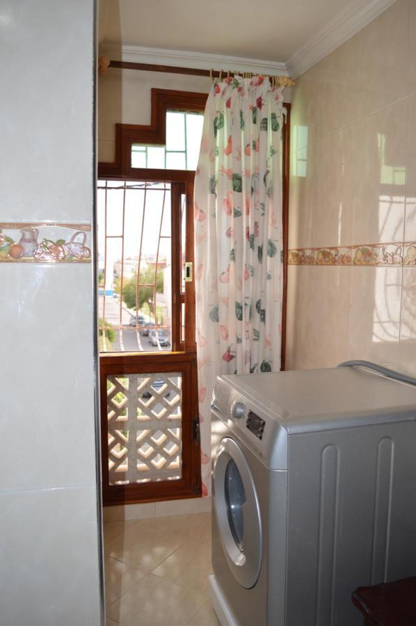 Appartement Ideal Riad Al Salam A 8 Minutes De La Plage Du Centre Ville,Wifi Et Parking Gratuits Agadir Exteriör bild